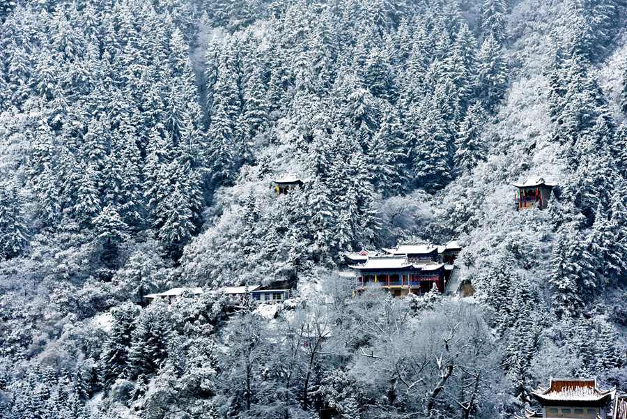 兴隆山雪景。 陈旭东摄