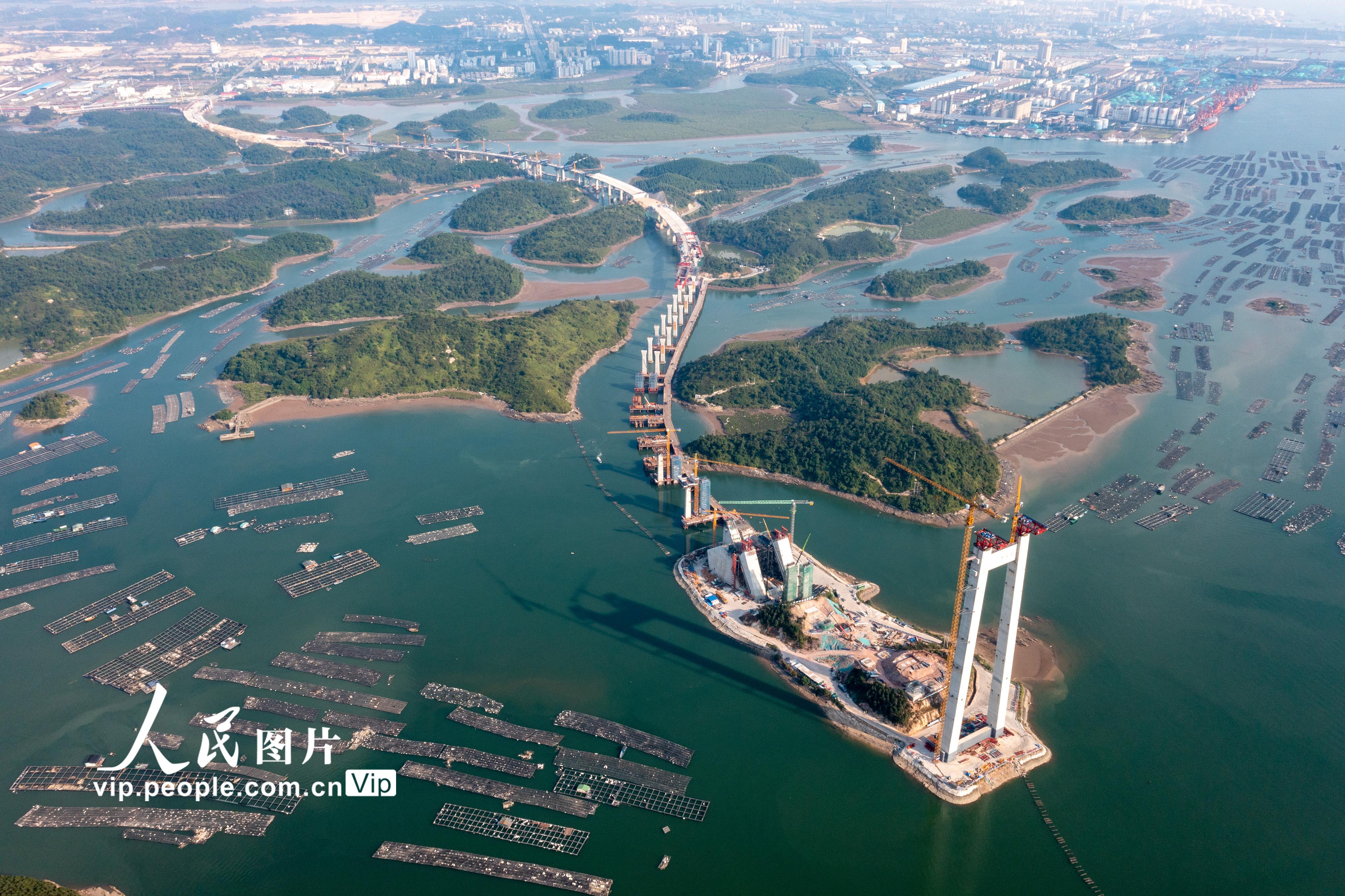 广西钦州：龙门大桥建设忙【4】