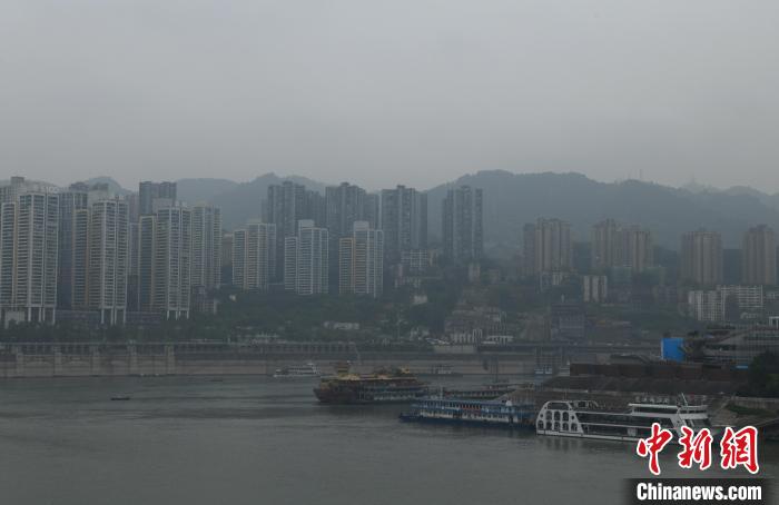 重庆主城遭遇大雾天气首要污染物为PM10