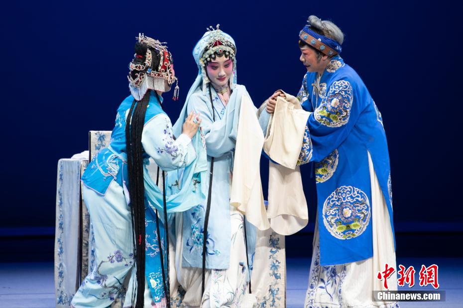 “梨园盛宴”——昆剧《牡丹亭》在贵州遵义上演