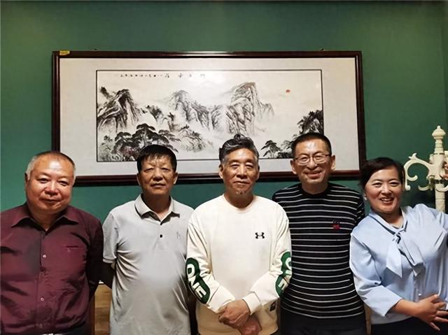 蝎公子内蒙古美食“火出圈” 著名书画家刘建国为美味连连打call