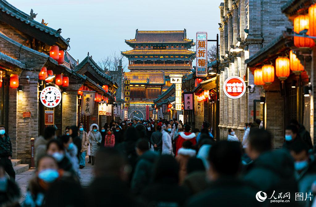 年味里的中国  多姿多彩
