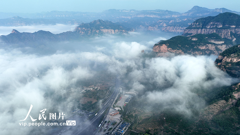 河北邢台：太行山区出现云海景观【3】