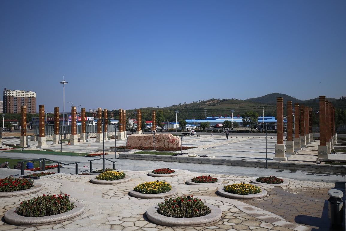 治理后的南山公园。锦州市委宣传部供图